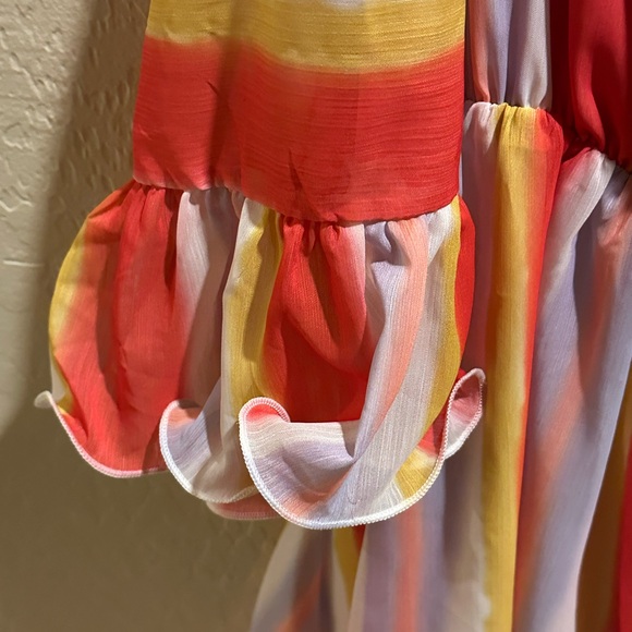 Romper ☀️ 🌴 - Picture 2 of 5